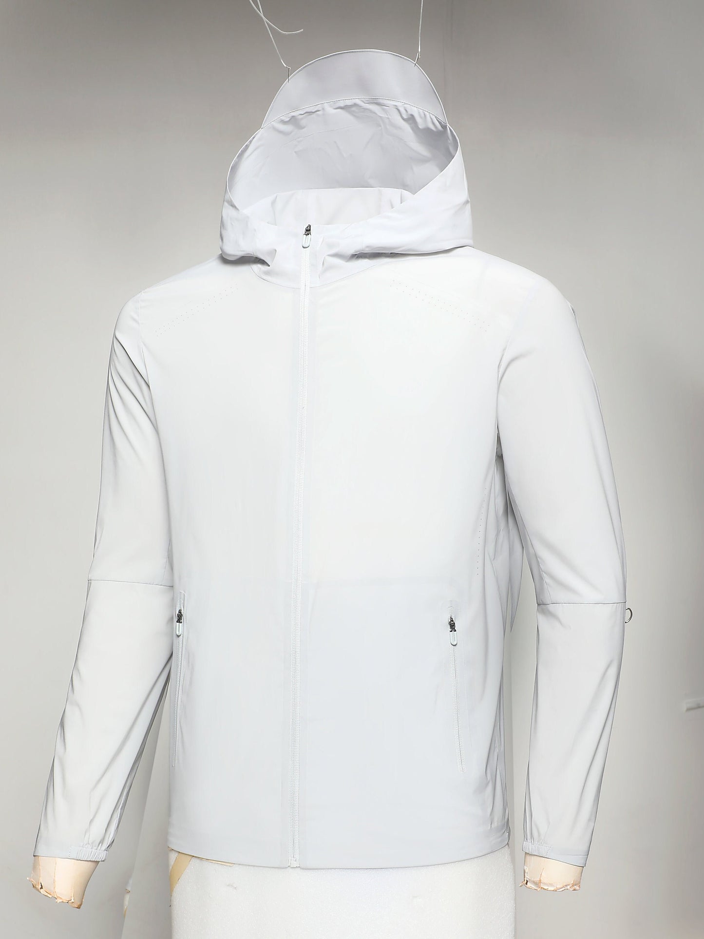 KINO Men's Stratus Windbreaker