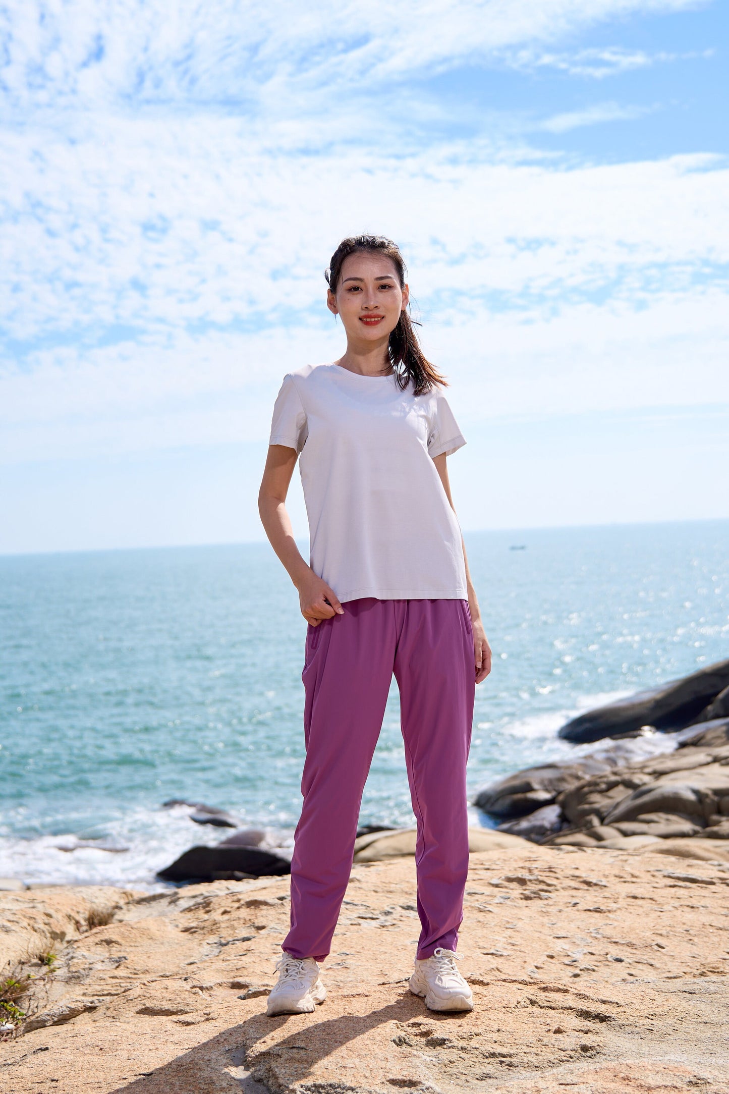 KINO Women's Swift Tech Tee
